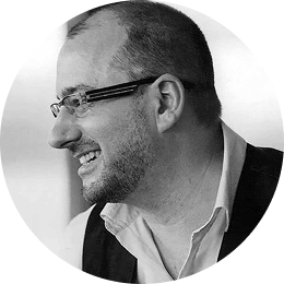 Steven Dale headshot